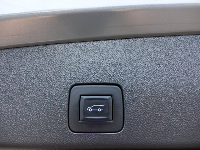 Used 2024 Buick Encore GX Preferred w/ Comfort Package FWD image 24