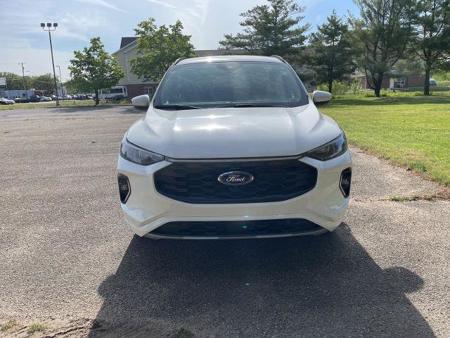 Certified 2023 Ford Escape ST-Line Elite AWD/4WD image 13