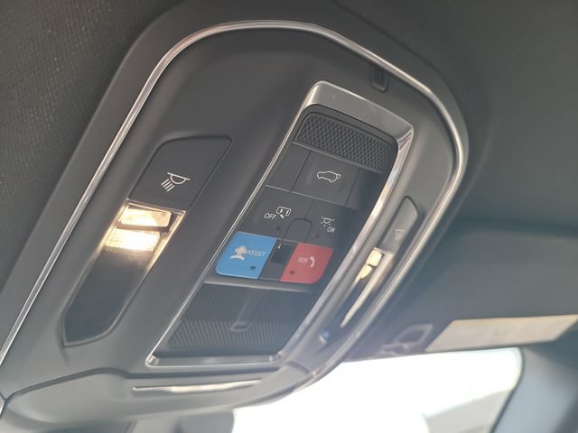 Used 2025 Jeep Grand Cherokee Altitude AWD/4WD image 21