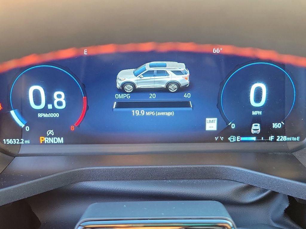 Certified 2025 Ford Explorer ST image 28