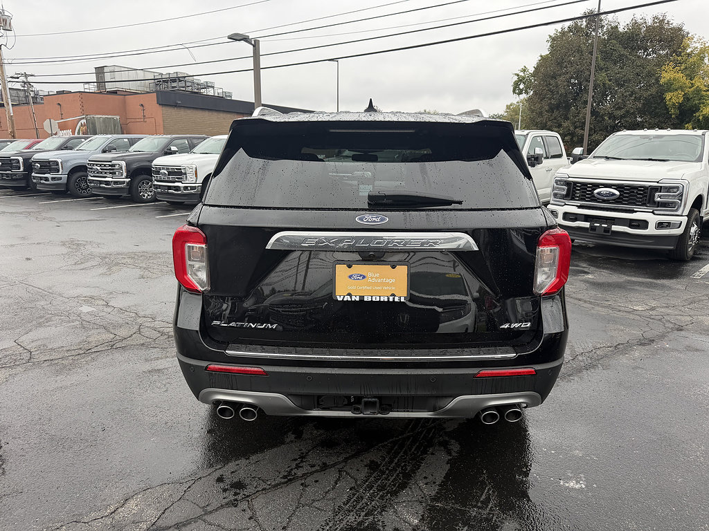 Certified 2024 Ford Explorer Platinum w/ Technology Package AWD/4WD image 5