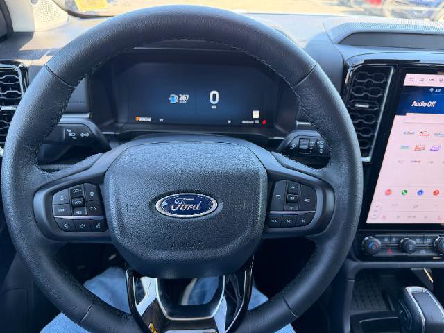 Certified 2025 Ford Ranger Lariat w/ FX4 Off-Road Package AWD/4WD image 7