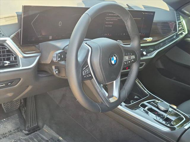 Used 2025 BMW X5 xDrive40i w/ Premium Package AWD/4WD image 10