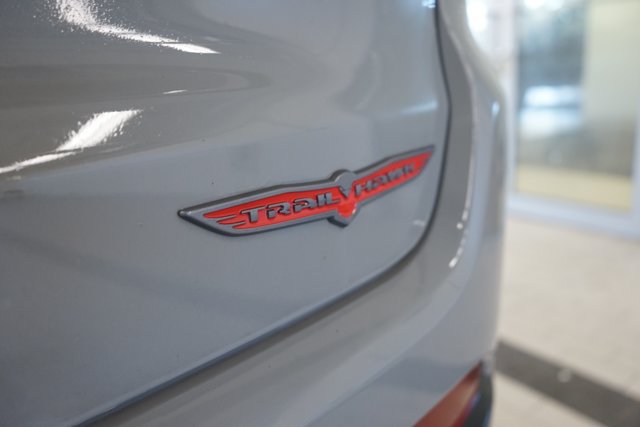 Used 2022 Jeep Compass Trailhawk w/ Trailhawk Elite Group AWD/4WD image 17