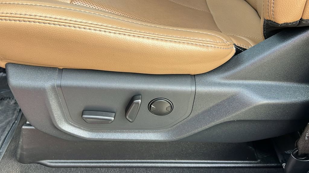 Certified 2022 Ford F250 Lariat w/ Lariat Value Package image 16