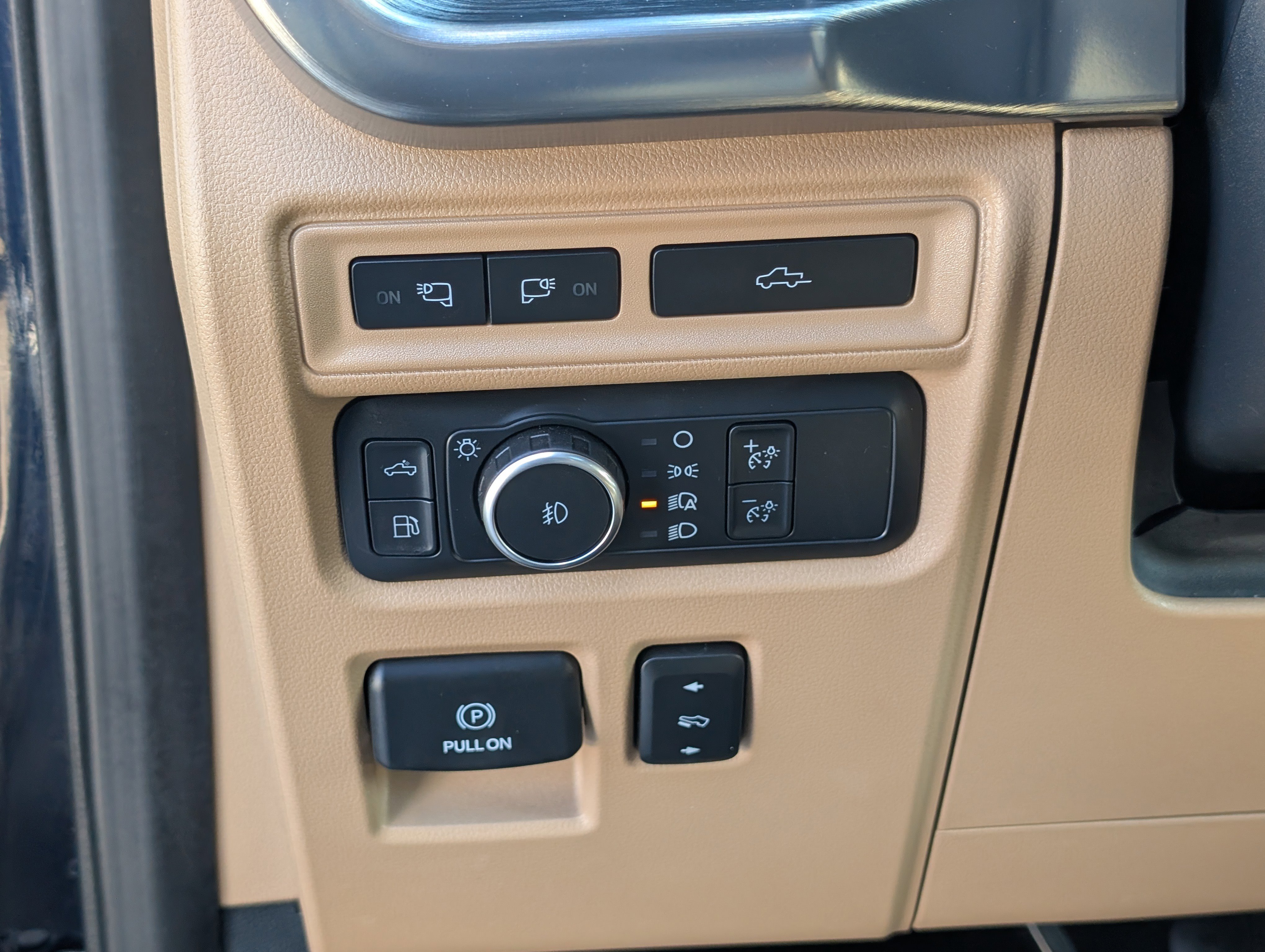 Certified 2022 Ford F150 Lariat w/ Equipment Group 502A High image 23