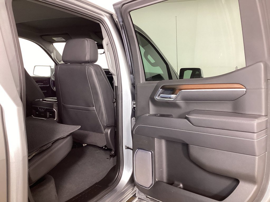 Used 2025 GMC Sierra 1500 Denali w/ Technology Package AWD/4WD image 26