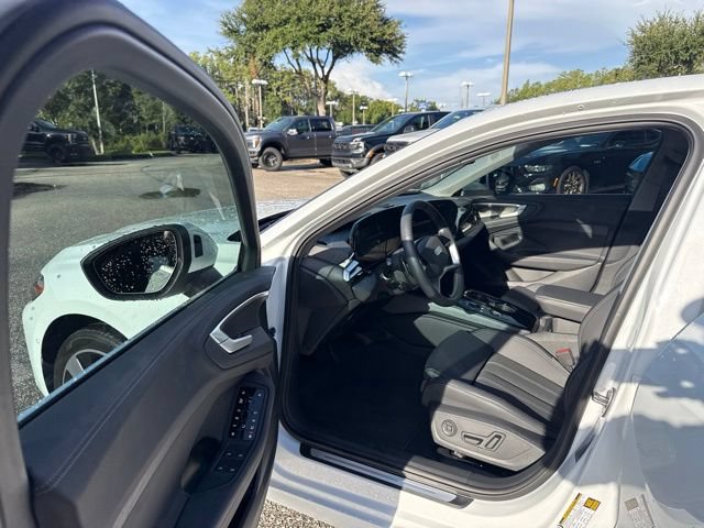 Used 2025 Audi A5 2.0T Premium Plus AWD/4WD image 14