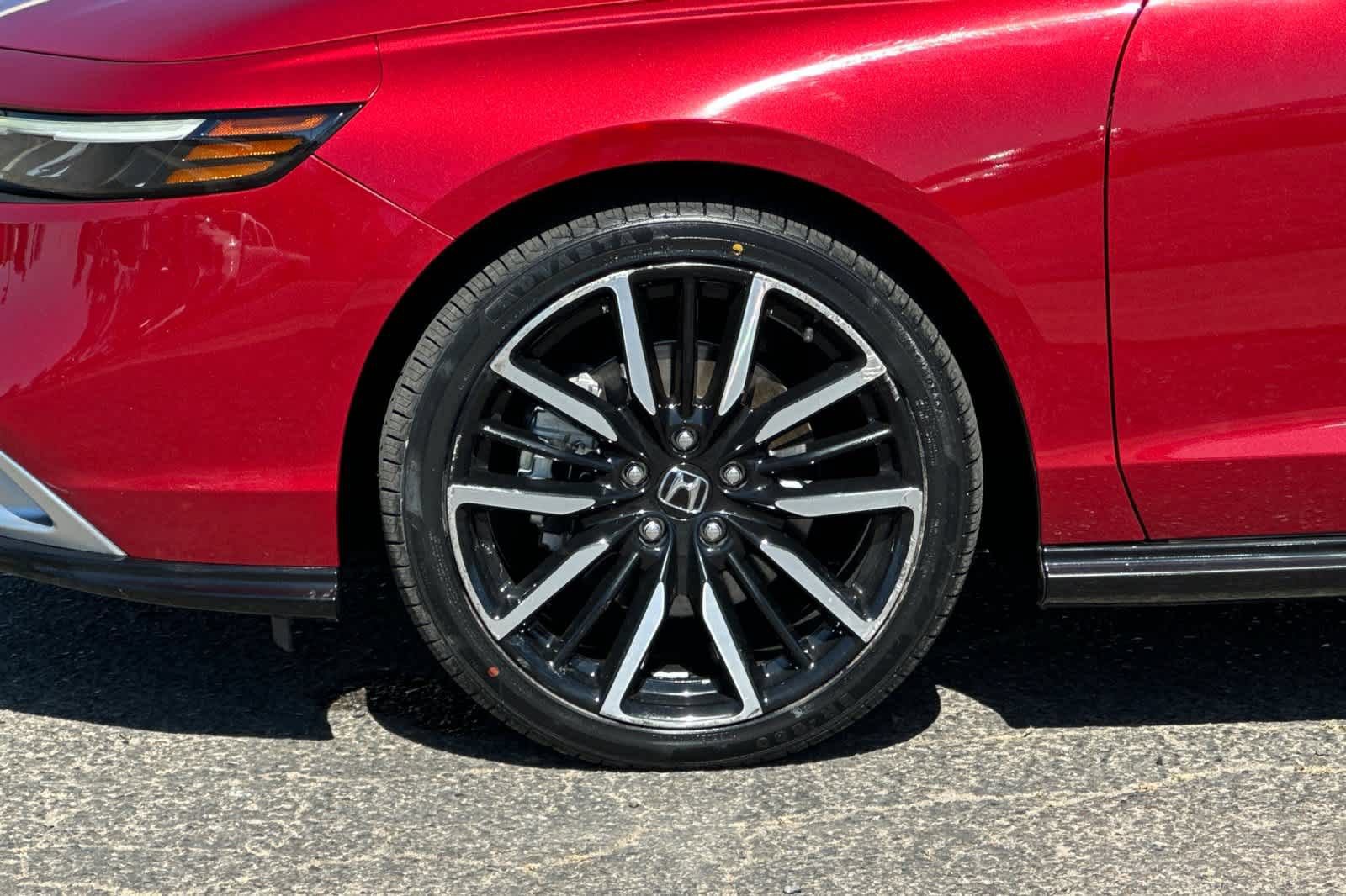 Used 2023 Honda Accord Touring image 26