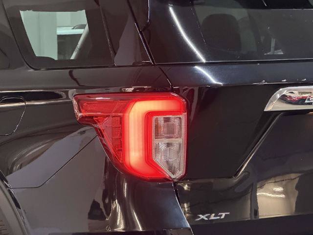 Certified 2024 Ford Explorer XLT AWD/4WD image 10