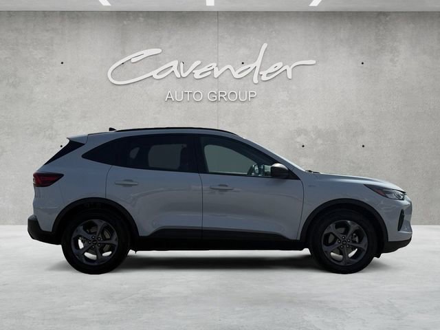 Certified 2025 Ford Escape ST-Line image 6