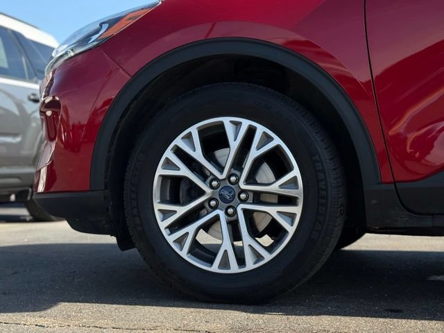 Certified 2022 Ford Escape SEL w/ Technology Package AWD/4WD image 39