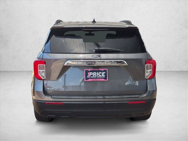 Certified 2023 Ford Explorer XLT RWD image 7