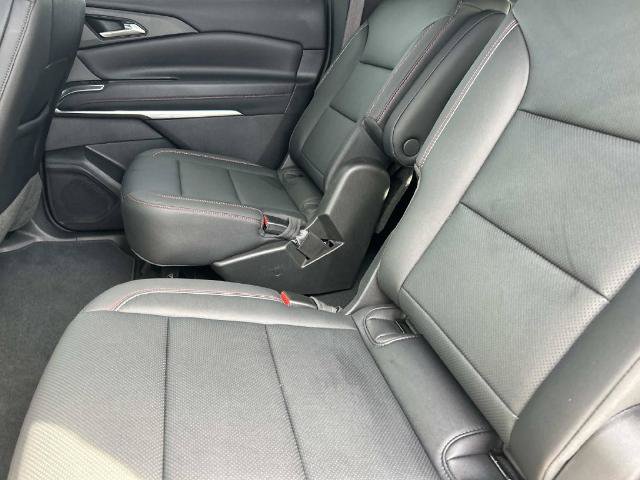 Used 2025 Chevrolet Traverse Z71 w/ Driver Confidence Package AWD/4WD image 18