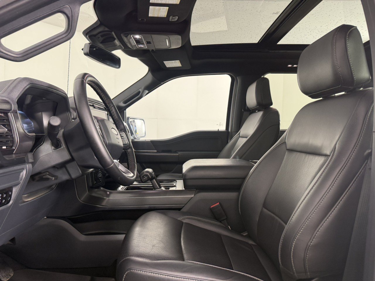 Certified 2025 Ford F150 Lariat AWD/4WD image 15