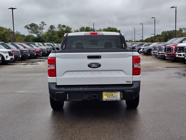 Certified 2025 Ford Maverick XLT w/ Equipment Group 301A AWD/4WD image 6