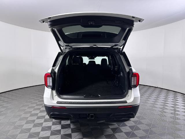 Certified 2025 Ford Explorer ST-Line w/ ST-Line Street Pack AWD/4WD image 9