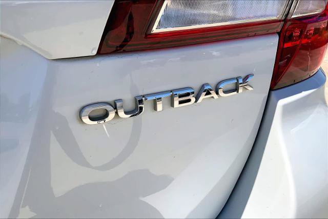 Used 2019 Subaru Outback 2.5i Limited w/ Popular Package #2 AWD/4WD image 10