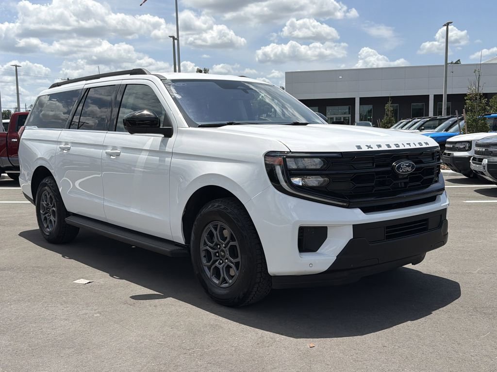 Certified 2025 Ford Expedition Max Active RWD image 2