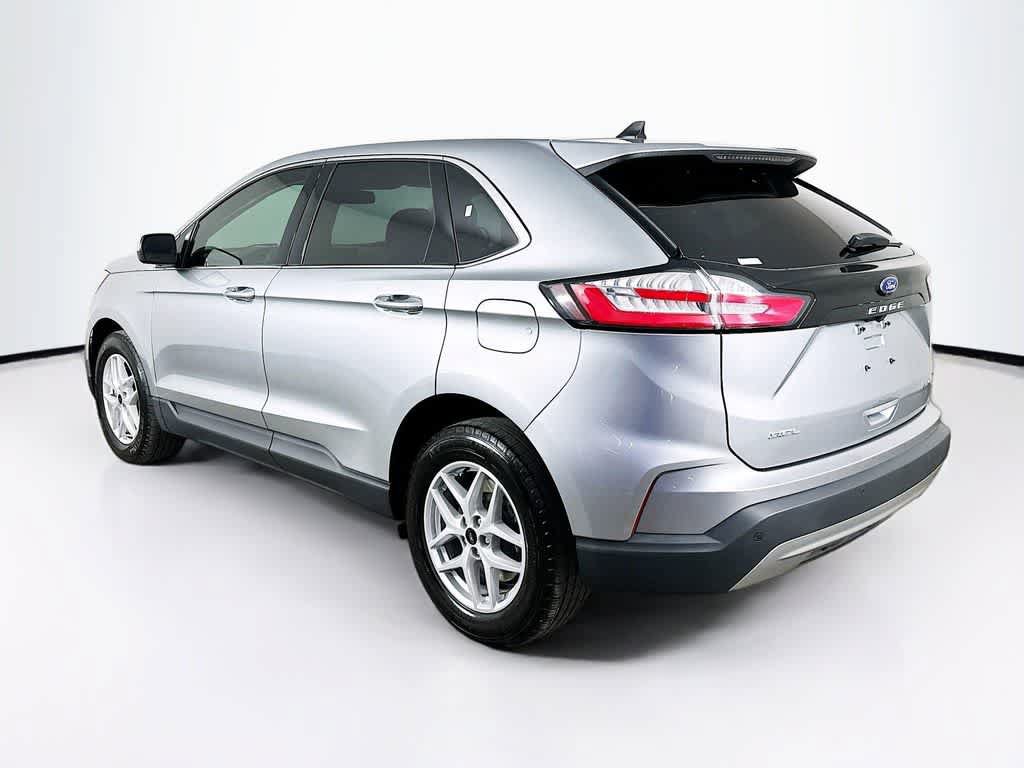 Certified 2023 Ford Edge SEL w/ Convenience Package AWD/4WD image 4