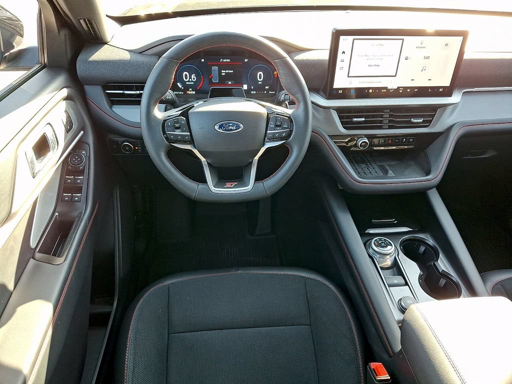 Certified 2025 Ford Explorer ST w/ Sun And Sound Package AWD/4WD image 11