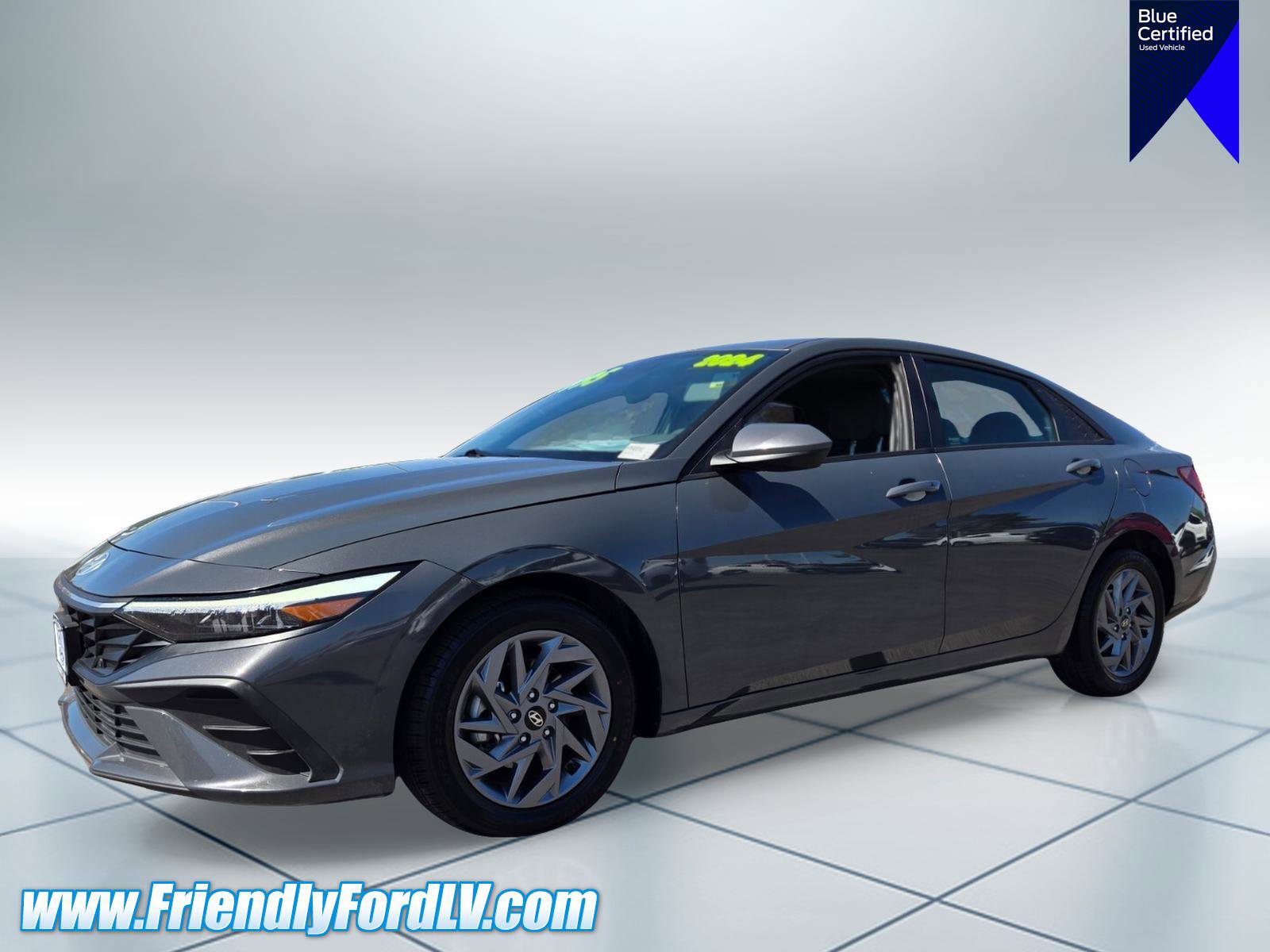 Used 2024 Hyundai Elantra SEL FWD image 3