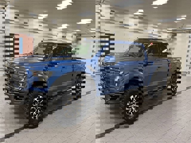 Certified 2019 Ford F150 Raptor w/ Equipment Group 802A Luxury image 3