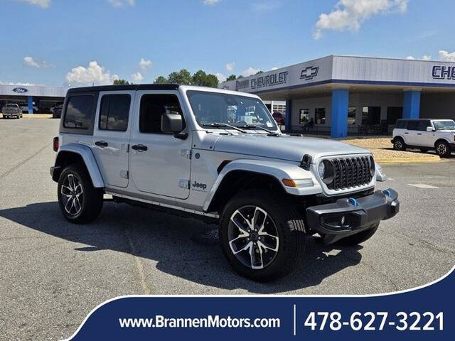 Used 2024 Jeep Wrangler Unlimited AWD/4WD image 1