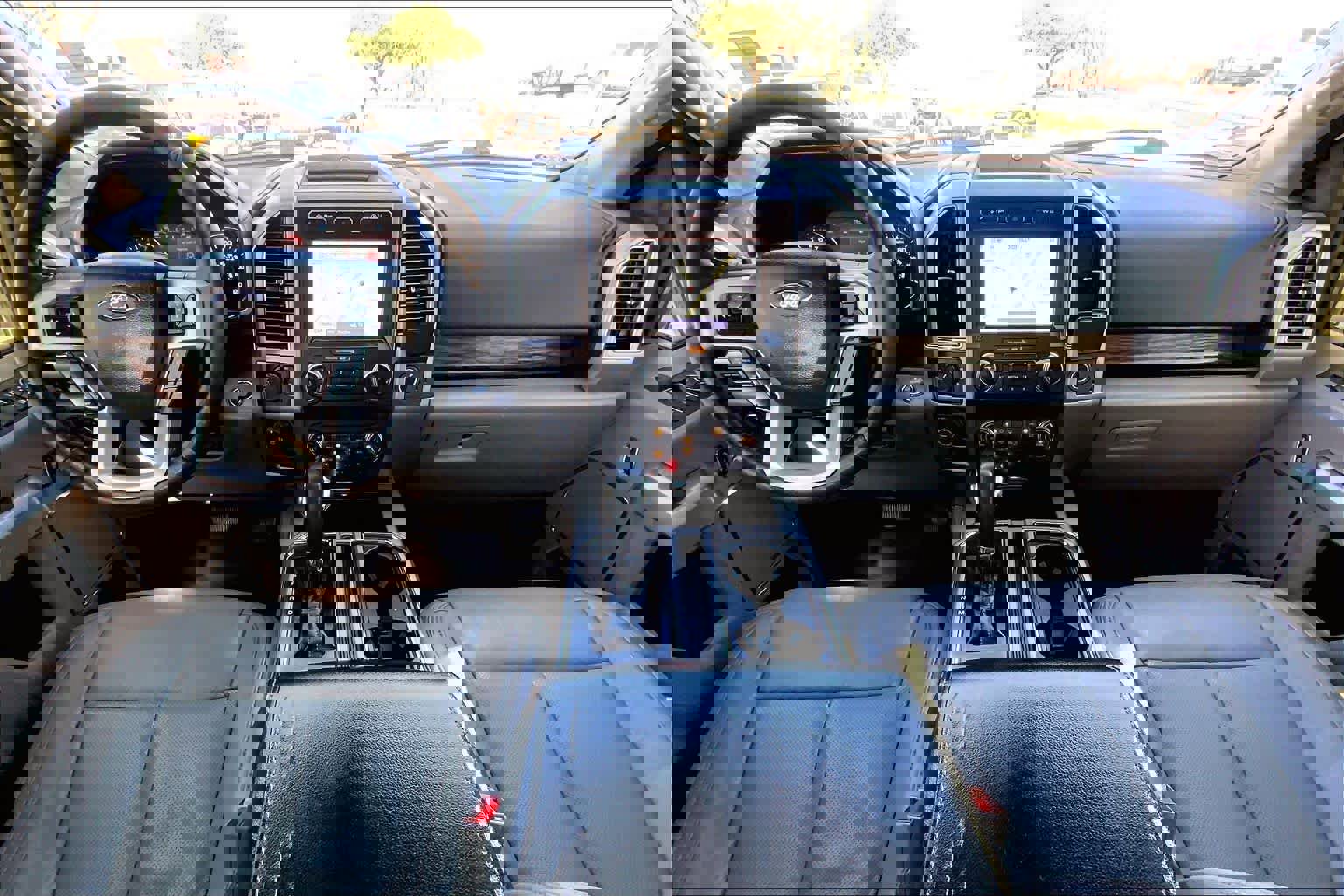 Certified 2020 Ford F150 Lariat w/ Equipment Group 502A Luxury image 14