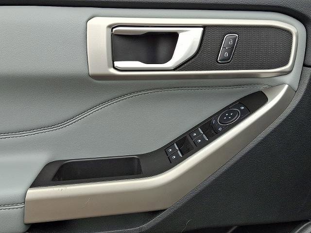 Certified 2023 Ford Explorer XLT w/ Equipment Group 202A AWD/4WD image 10