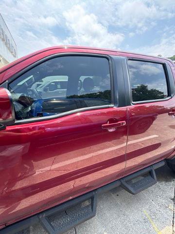 Used 2023 Nissan Frontier PRO-4X w/ Pro Convenience Package AWD/4WD image 17