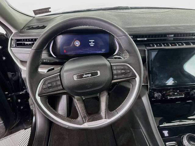 Used 2023 Jeep Grand Cherokee L Limited AWD/4WD image 12