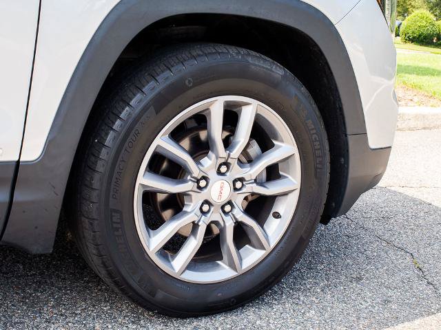 Used 2022 GMC Terrain SLT AWD/4WD image 8