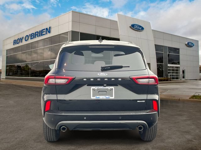 Certified 2024 Ford Escape ST-Line w/ Tech Pack #1 AWD/4WD image 4
