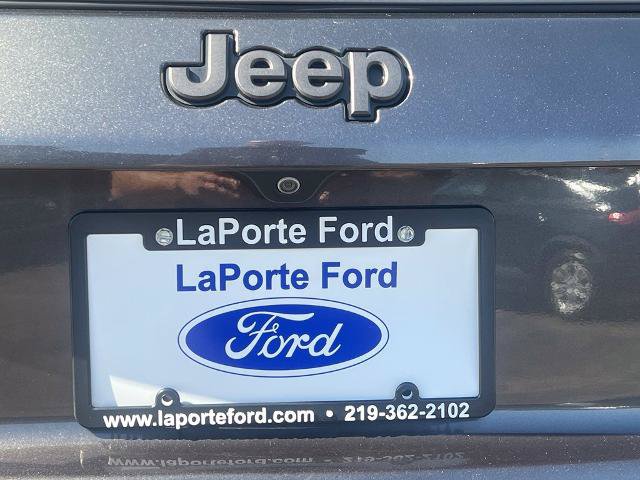 Used 2018 Jeep Compass Trailhawk w/ Leather Interior Group AWD/4WD image 11