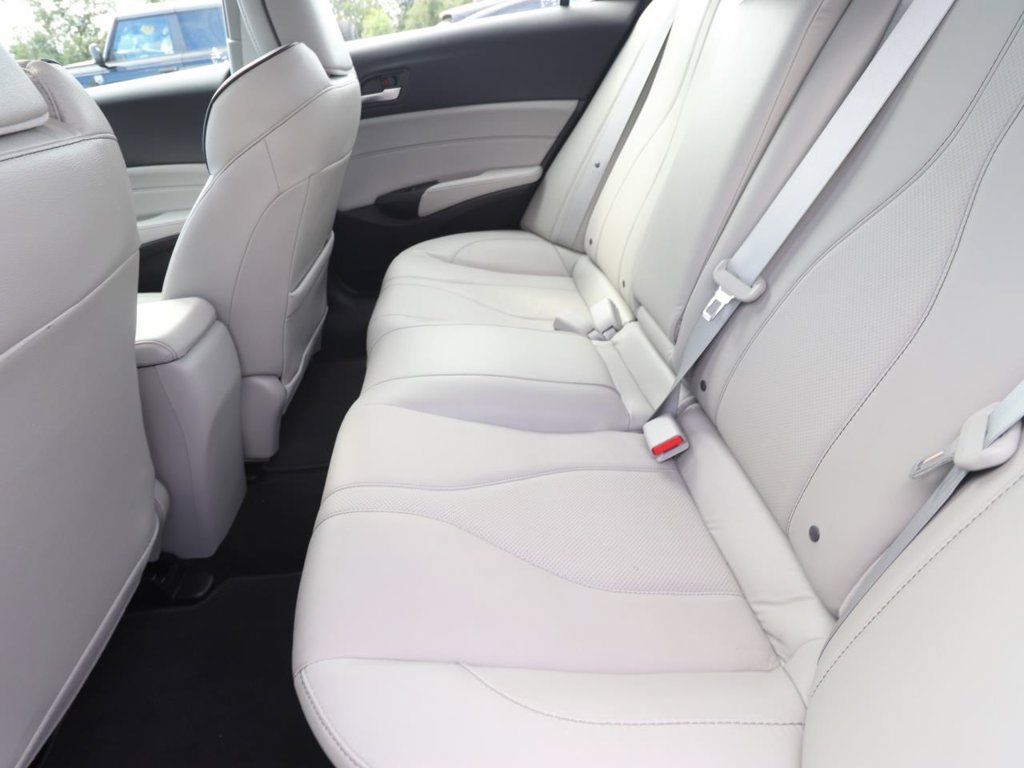 Used 2020 Acura ILX w/ Premium Package FWD image 12