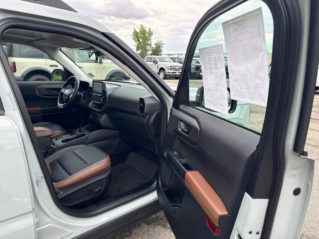Certified 2023 Ford Bronco Sport Outer Banks w/ Tech Package AWD/4WD image 8