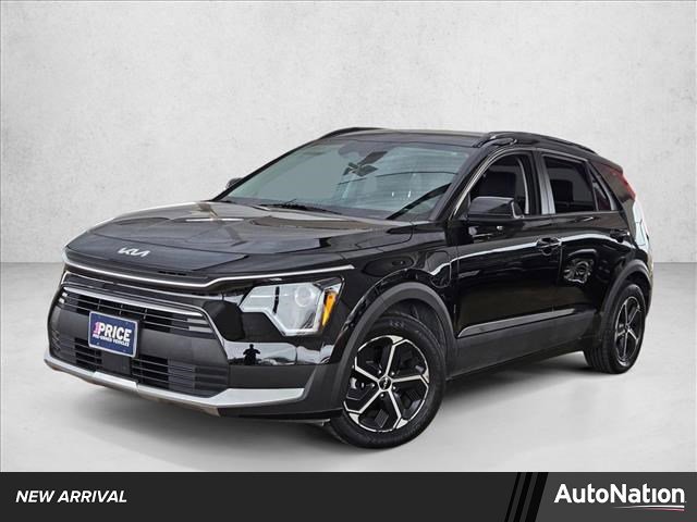 Used 2023 Kia Niro EX w/ EX Cold Weather Package image 7