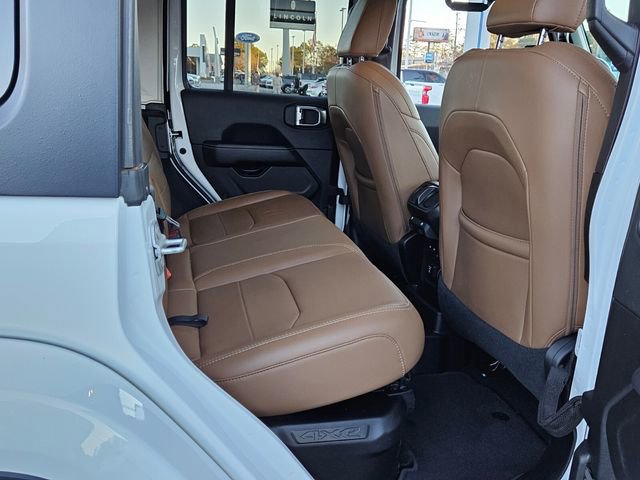 Used 2021 Jeep Wrangler Unlimited Sahara w/ Dual Top Group image 15