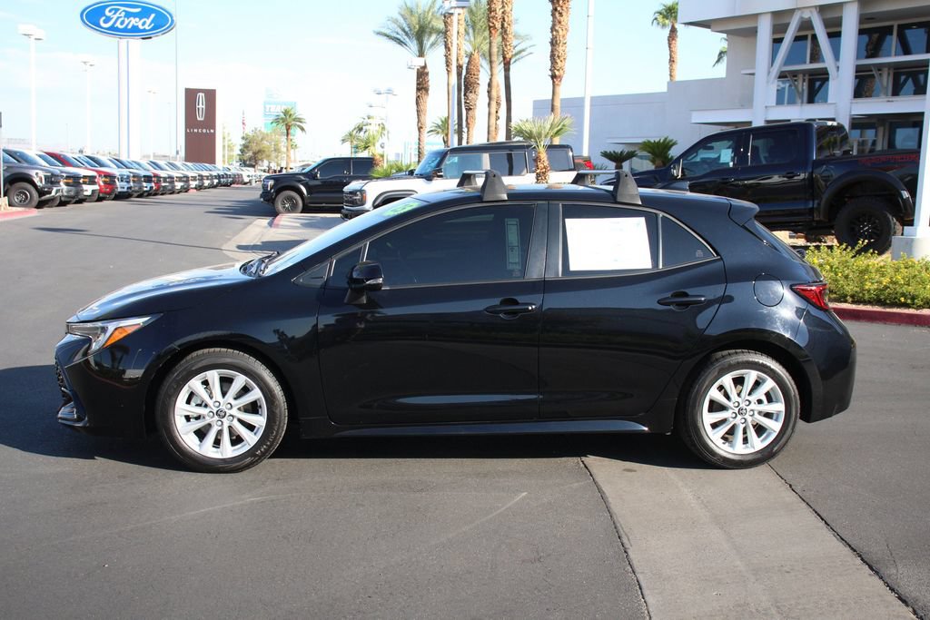 Used 2025 Toyota Corolla SE FWD image 4