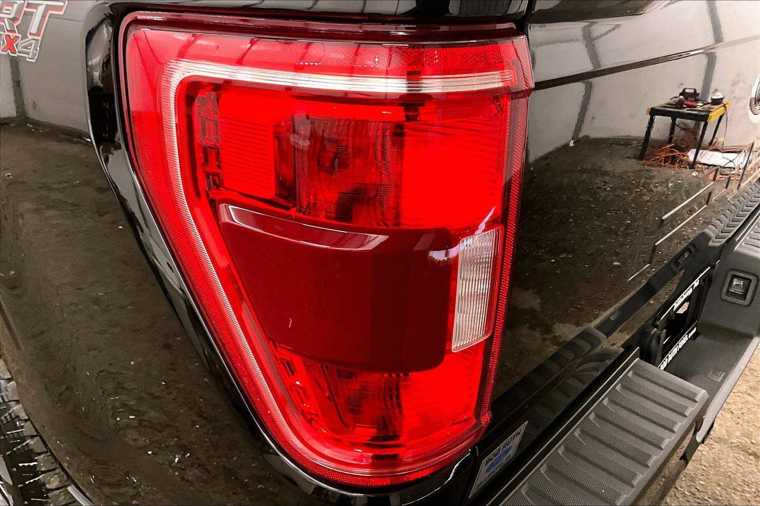 Certified 2022 Ford F150 XLT w/ Equipment Group 302A High image 28