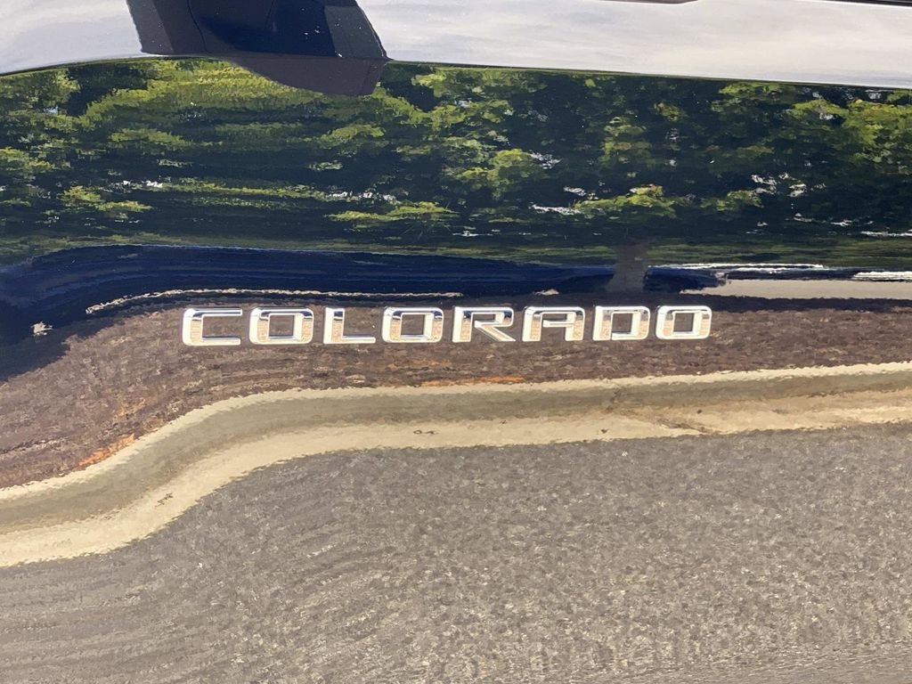 Used 2023 Chevrolet Colorado Z71 w/ Z71 Convenience Package 2 AWD/4WD image 12
