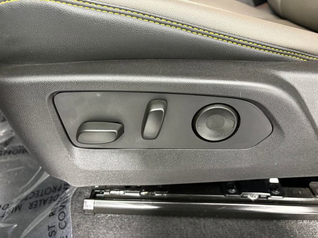 Used 2026 Chevrolet Colorado ZR2 w/ ZR2 Bison Edition image 15