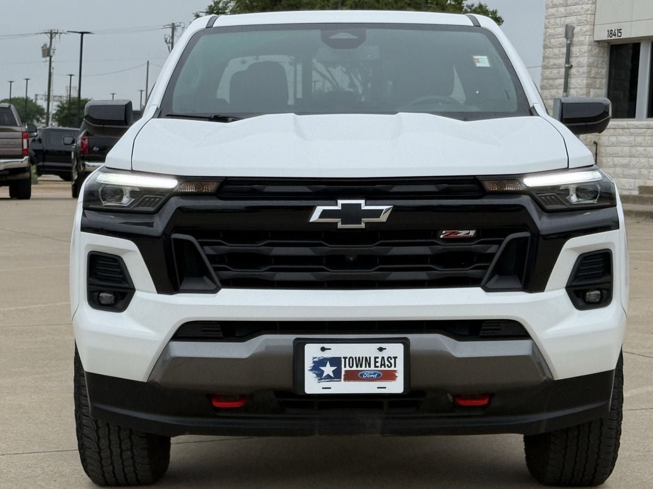 Used 2024 Chevrolet Colorado Z71 w/ Z71 Convenience Package 2 AWD/4WD image 7