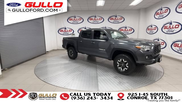 Used 2022 Toyota Tacoma TRD Off-Road w/ Technology Package AWD/4WD image 2