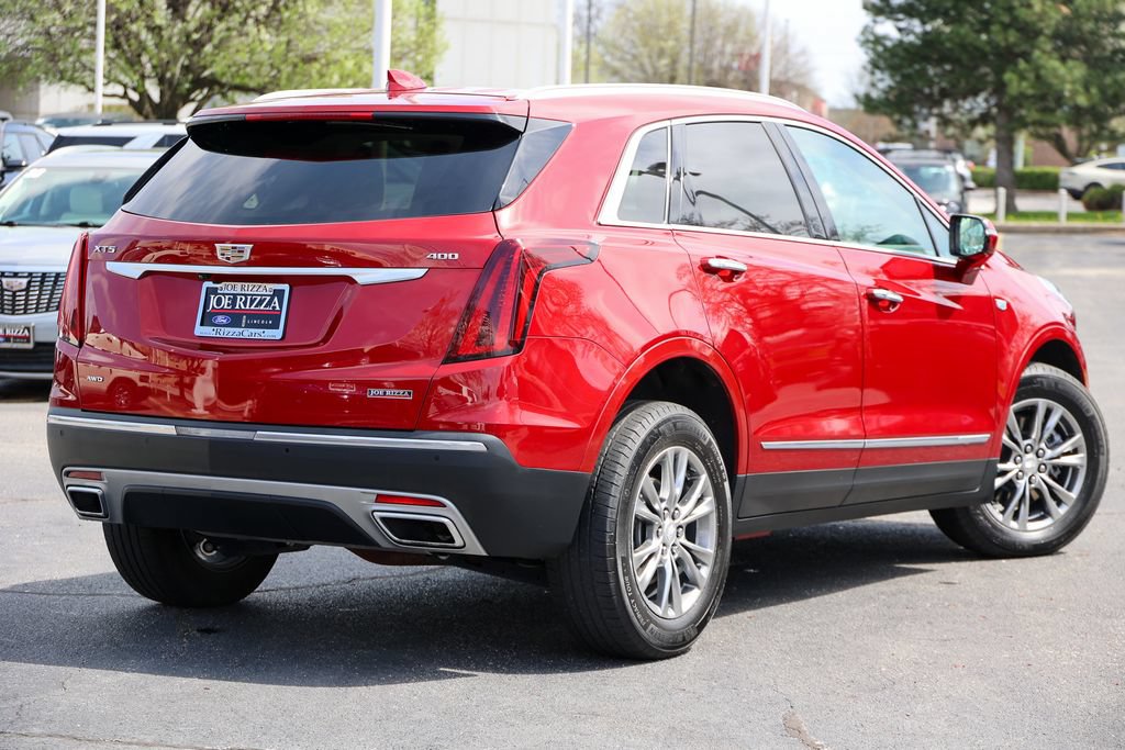 Used 2021 Cadillac XT5 Premium Luxury w/ LPO, Floor Liner Package AWD/4WD image 3