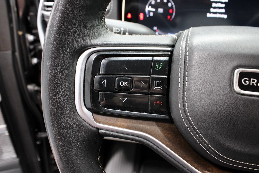 Used 2023 Jeep Grand Wagoneer Series II AWD/4WD image 30