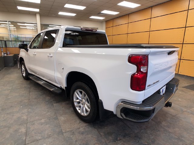 Used 2022 Chevrolet Silverado 1500 LT AWD/4WD image 5