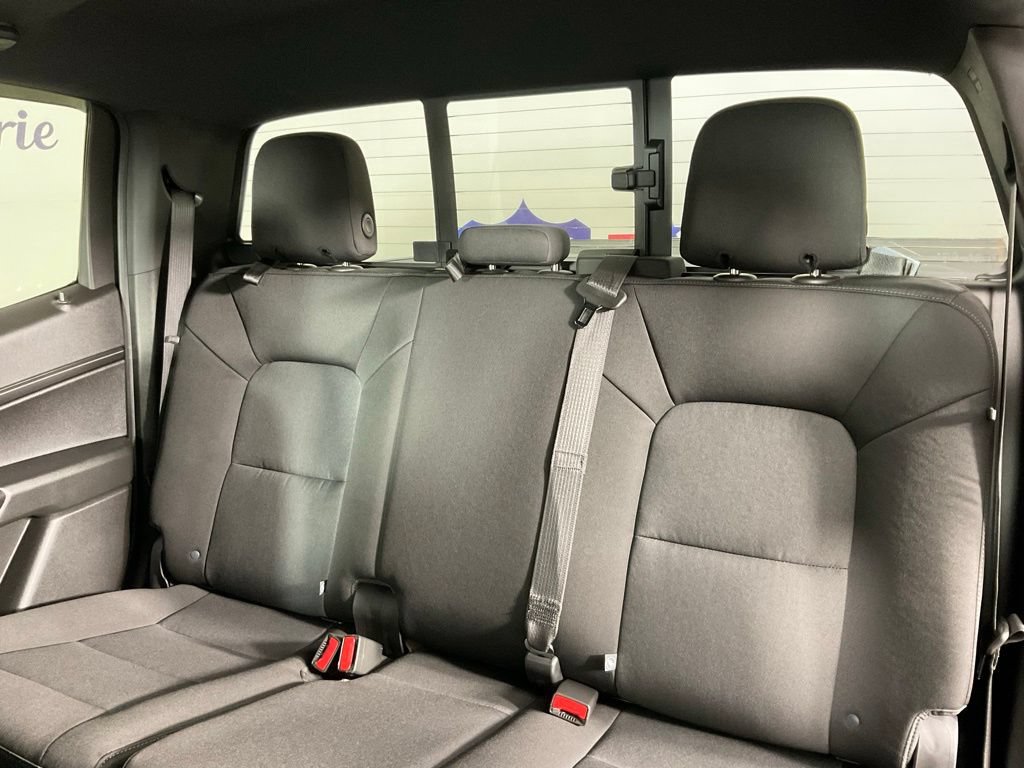 Used 2023 Chevrolet Colorado Trail Boss w/ LPO, Skid Plate Package AWD/4WD image 16