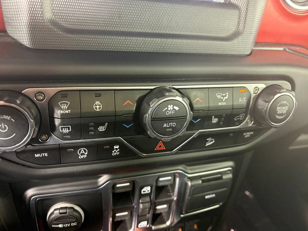 Used 2019 Jeep Wrangler Unlimited Rubicon AWD/4WD image 17